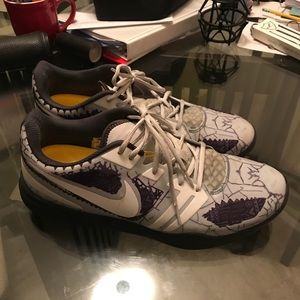 Nike Kobe Mentality 2 - Size 12